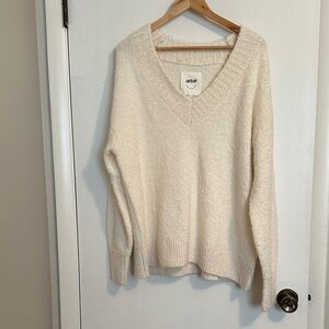 Aerie Women's Soft Cream V-Neck Sweater